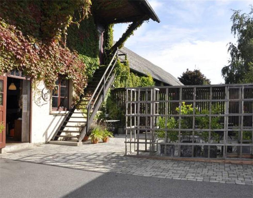 Les Gites De L'Escalier Brumath Ruang foto
